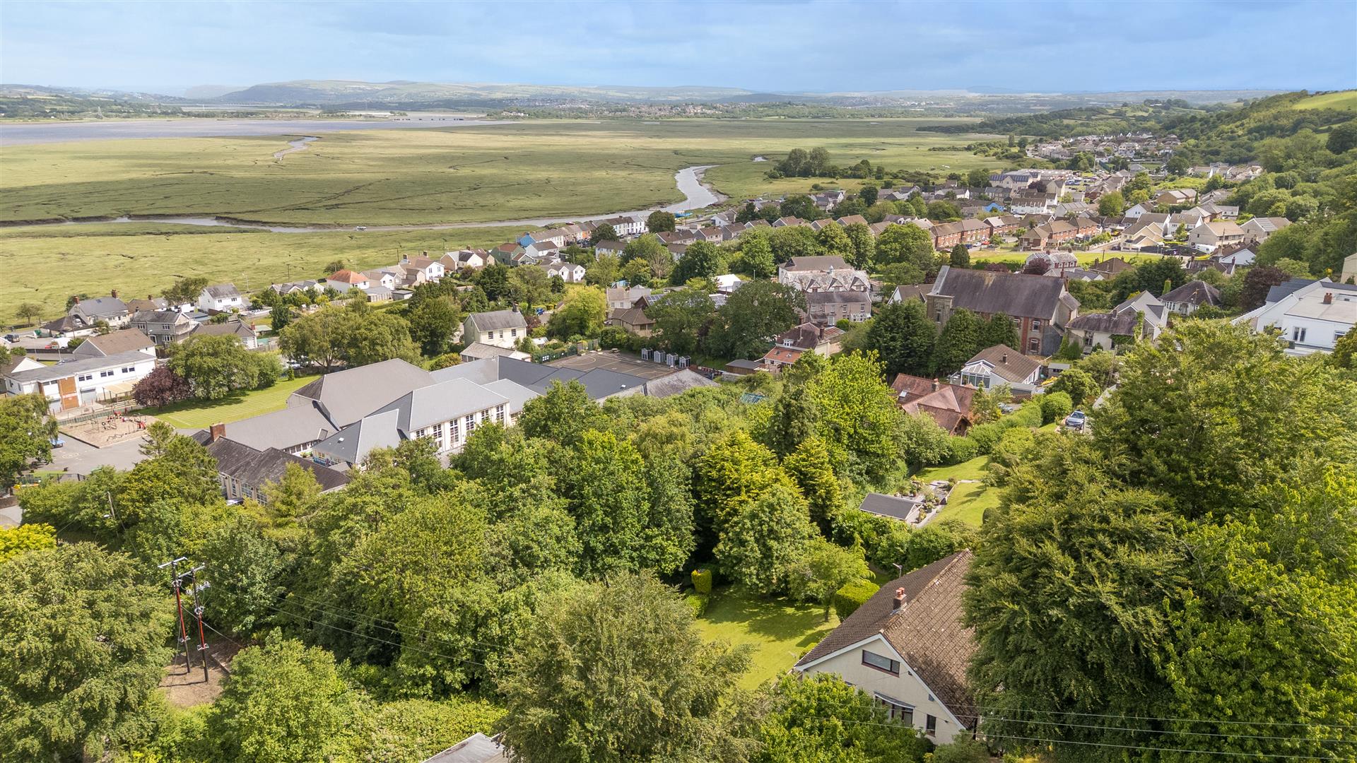 Penclawdd, Swansea, SA4 3LE